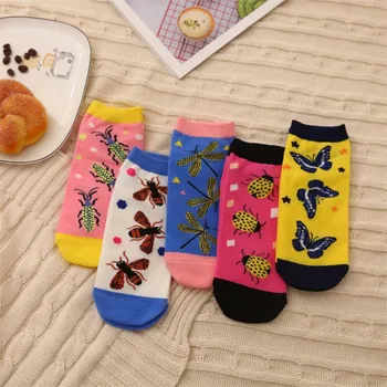 Пролет-лято нови дамски чорапи, студентски памучни чорапи, серия от насекоми, цветен тенденция, мультяшное завод за почивка
